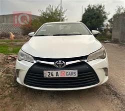 تۆیۆتا کامری